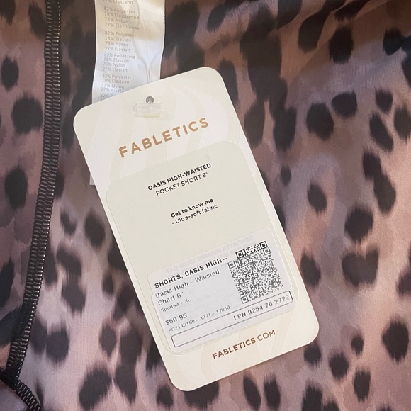 Fabletics shorts - Picture 3 of 3